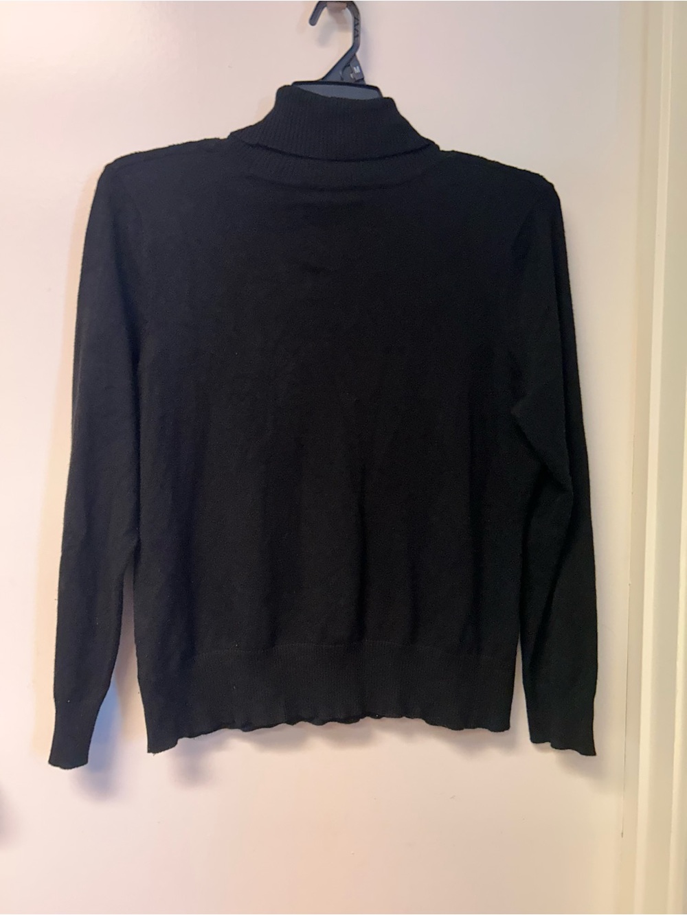 89th & Madison Women’s Black Turtleneck Sweater